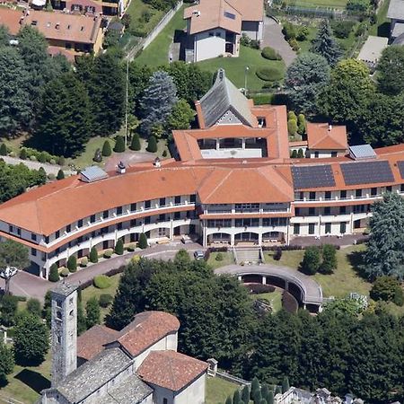Centro Di Spiritualita Maria Candida Armeno Eksteriør billede