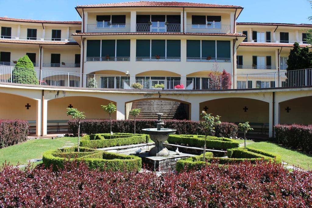 Centro Di Spiritualita Maria Candida Armeno Eksteriør billede