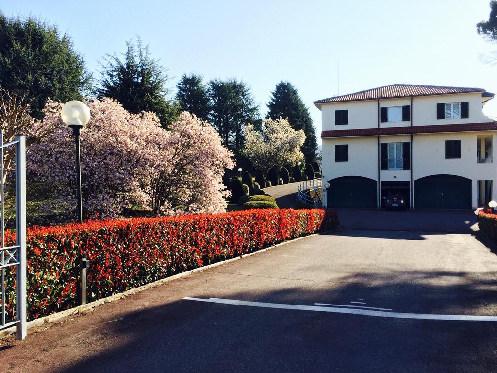 Centro Di Spiritualita Maria Candida Armeno Eksteriør billede